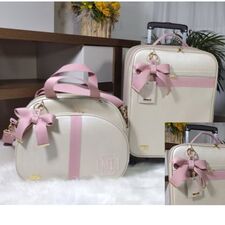 Mala Maternidade  e Bolsa Mamãe e Bebê Personalizada